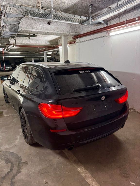 نمای دیگر بی ام و G31 530d xDrive اسپرت لاین / TÜV تا 0...