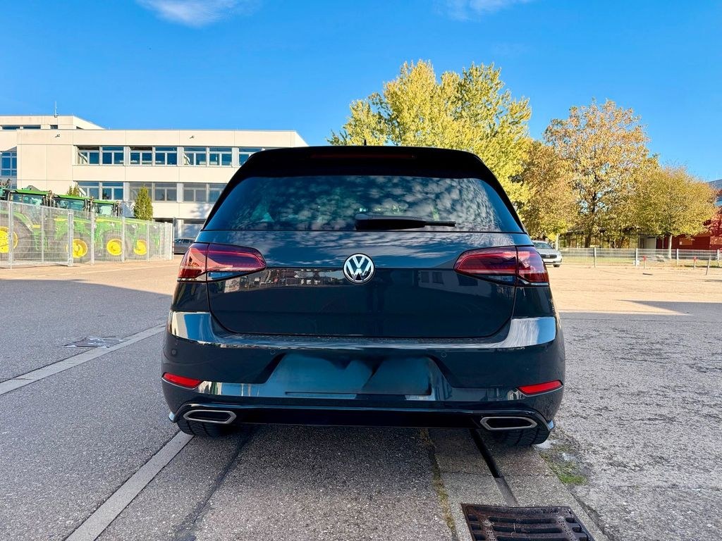 نمای دیگر فولکس واگن VW گلف 7 1.5 TSI 150 PS R-Line، پانوراما،...