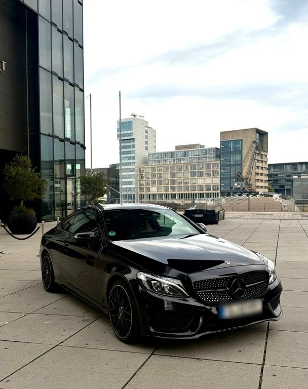 نمای دیگر مرسدس بنز C 250 d کوپه C63 بلک ادیشن...