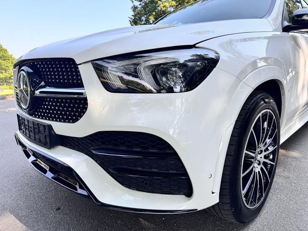نمای دیگر مرسدس بنز GLE 300 d 4Matic AMG قفل یدک/KD نو 8 حلقه لاستیک
