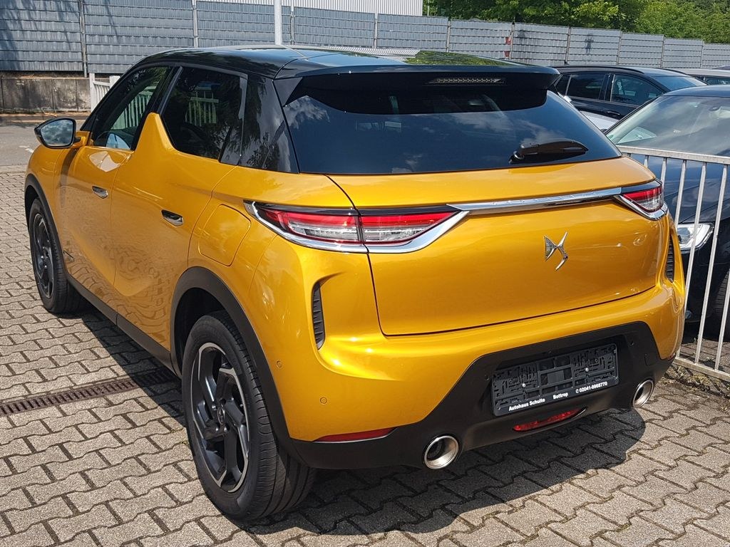 نمای دیگر دی اس اتومبیل DS3 کراس بک PureTech 155 سو شیک اپرا اتوماتیک