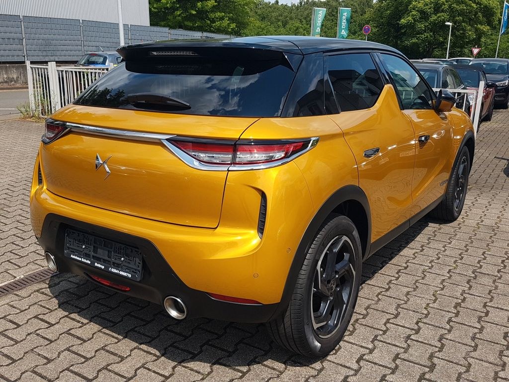 نمای دیگر دی اس اتومبیل DS3 کراس بک PureTech 155 سو شیک اپرا اتوماتیک