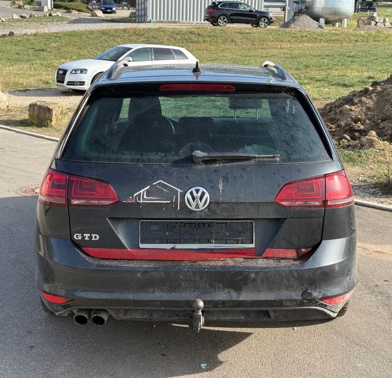 نمای دیگر فولکس واگن گلف 7 واریانت GTD 2.0 TDI DSG *یورو 6*پانوراما*صندلی گرمکن*
