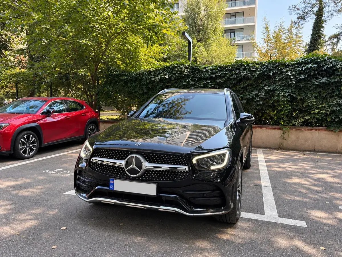 نمای دیگر مرسدس بنز پکیج AMG 2020