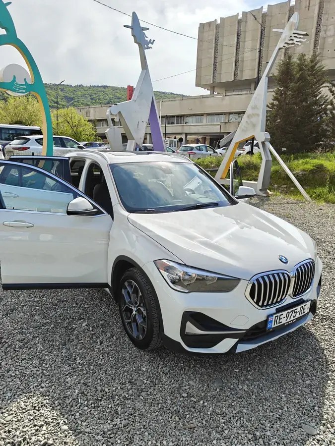 نمای دیگر بی ام و xDrive28i 4dr تمام چرخ محرک 2019