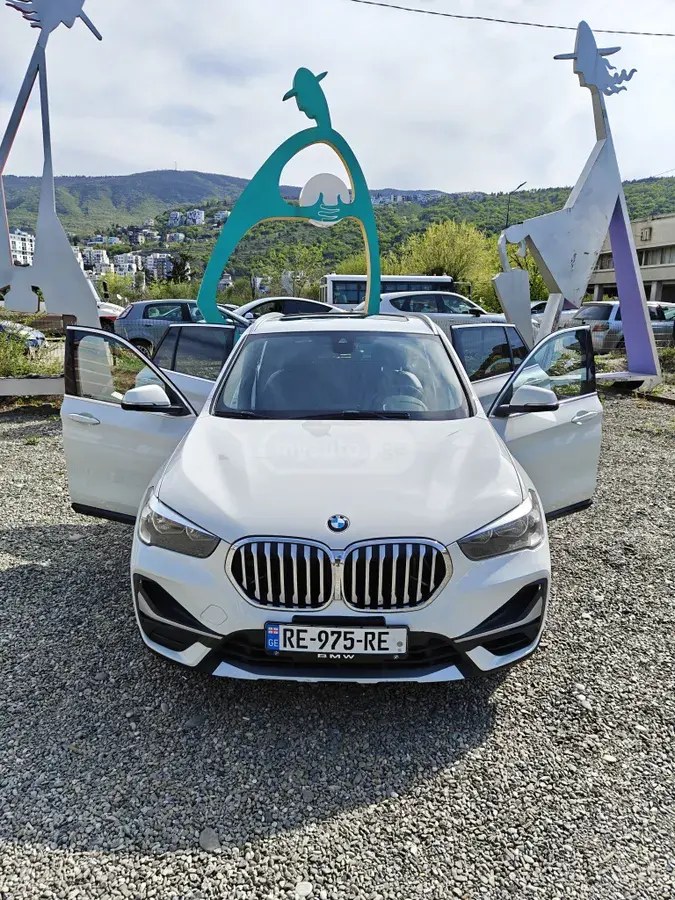 نمای دیگر بی ام و xDrive28i 4dr تمام چرخ محرک 2019