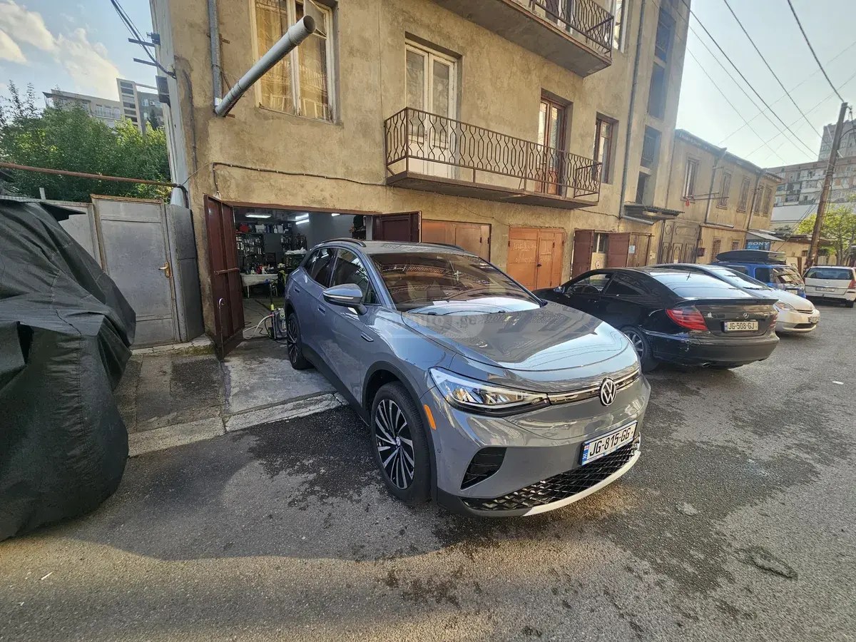 فولکس واگن AWD پرو 2025