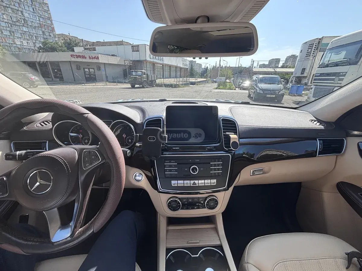 مرسدس بنز 2018