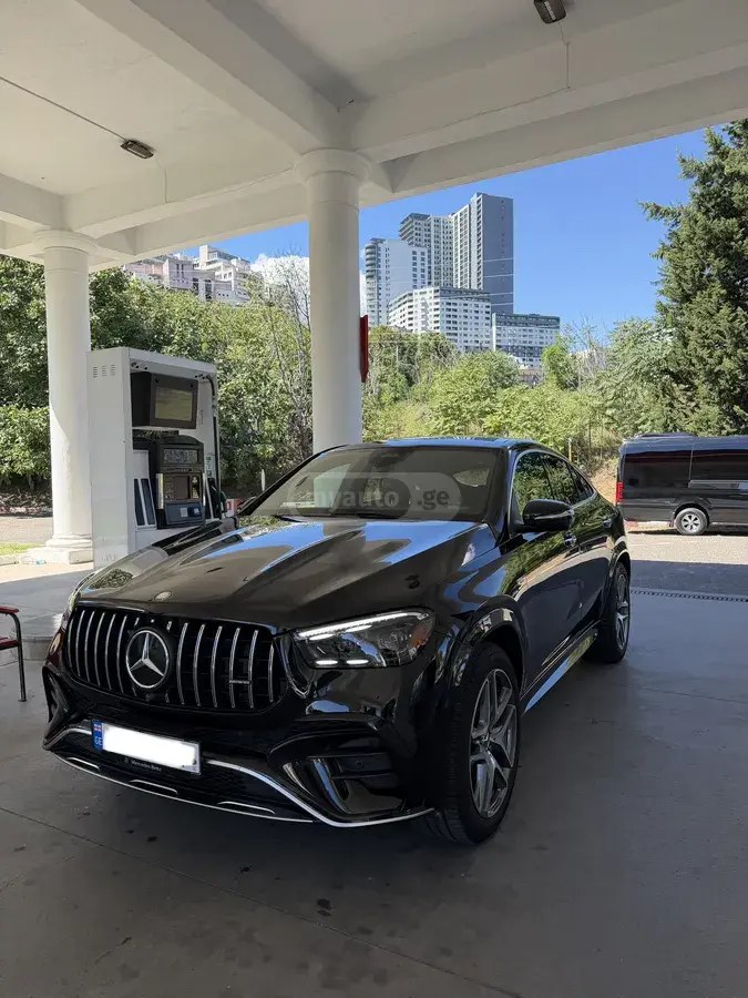 نمای دیگر مرسدس بنز AMG 2025