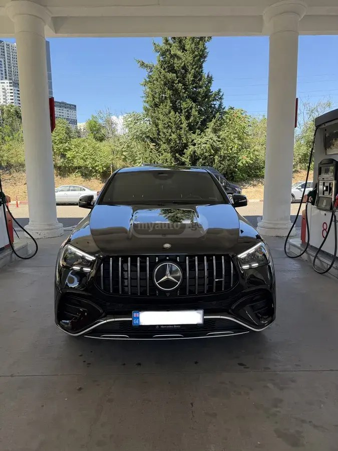 نمای دیگر مرسدس بنز AMG 2025