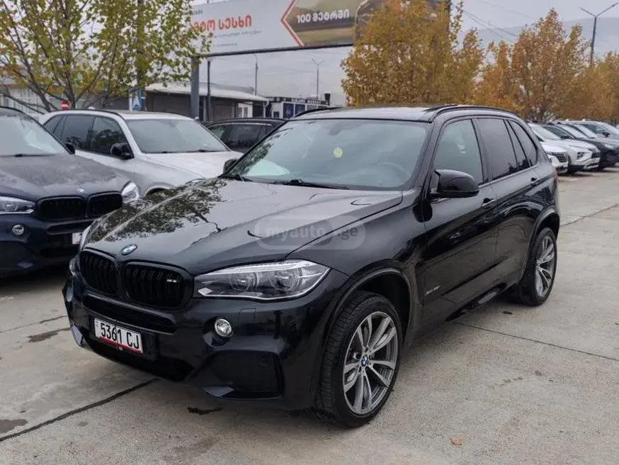 بی ام و xDrive35i 4 در چهار چرخ محرک 2016