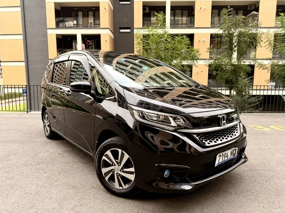 هوندا هیبرید 4x4 2021