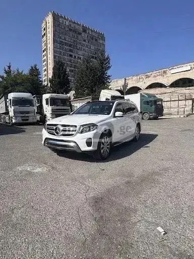نمای دیگر مرسدس بنز 2018