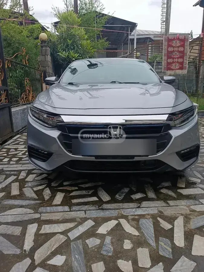 نمای دیگر هوندا تورینگ 4dr سدان CVT 2019