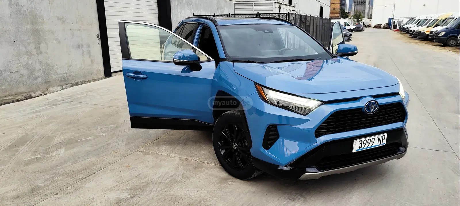 نمای دیگر تویوتا اس ای 4dr چهار چرخ محرک CVT 2022