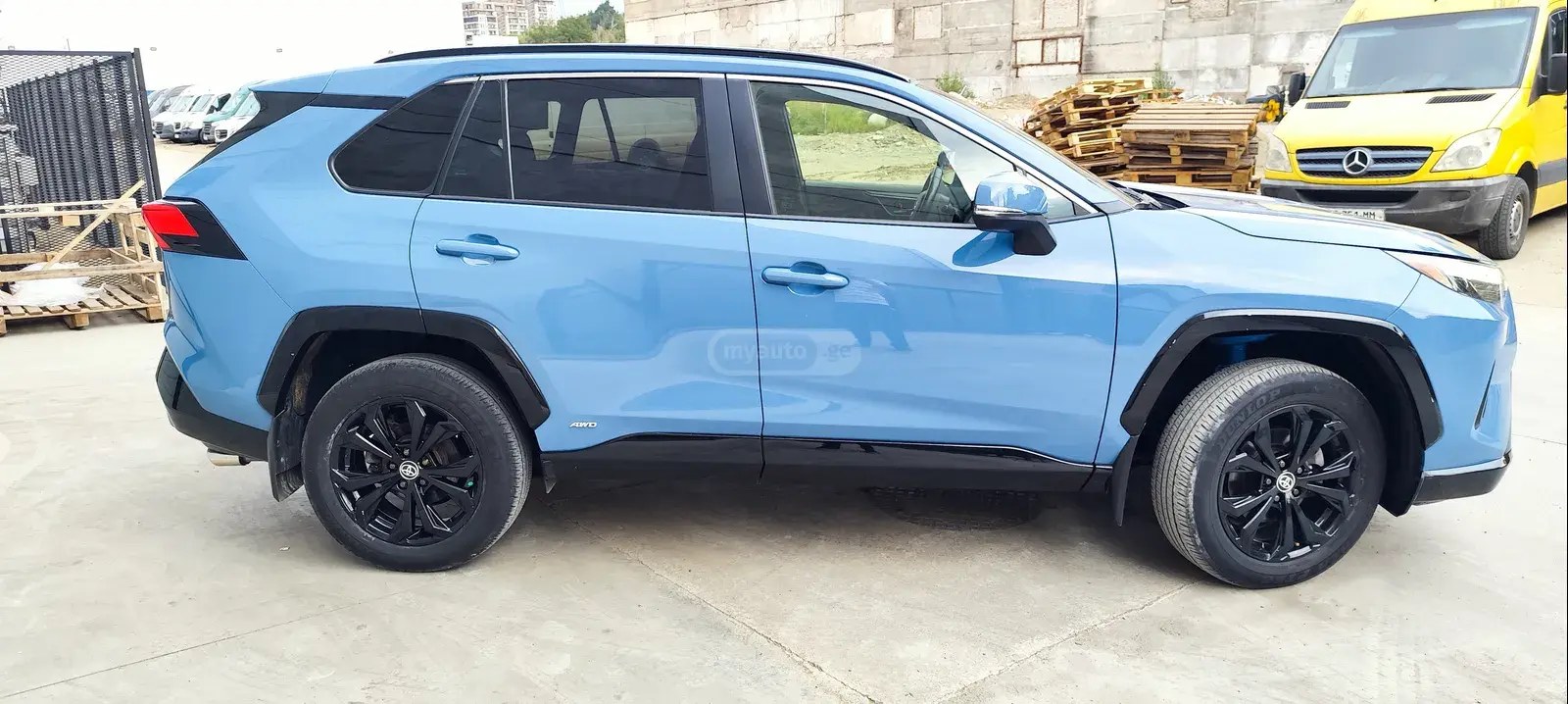 نمای دیگر تویوتا اس ای 4dr چهار چرخ محرک CVT 2022
