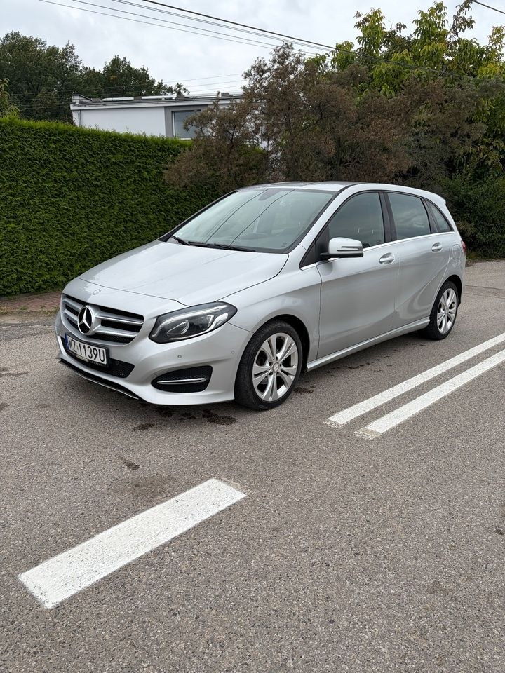 مرسدس بنز کلاس B 180 (CDI) d 7G-DCT AMG لاین