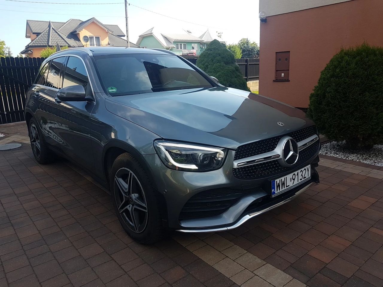 مرسدس بنز جی ال سی 200 فور ماتیک 9G-TRONIC AMG لاین