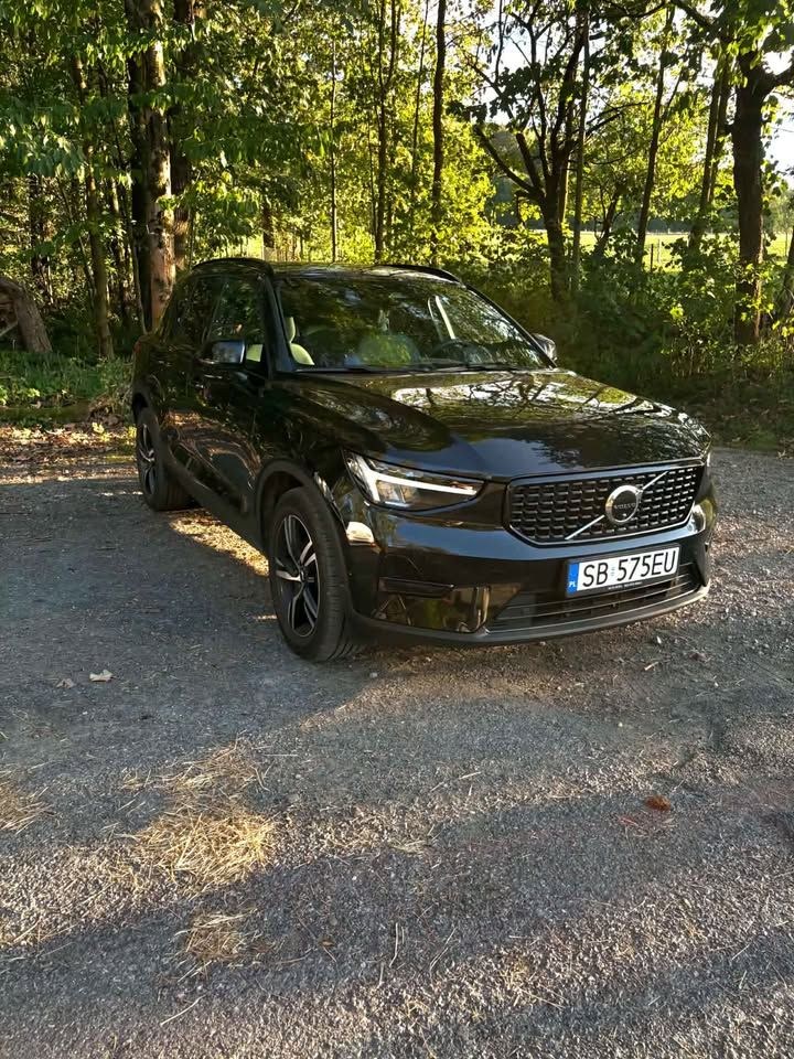 ولوو XC 40 B3 پلاس دارک