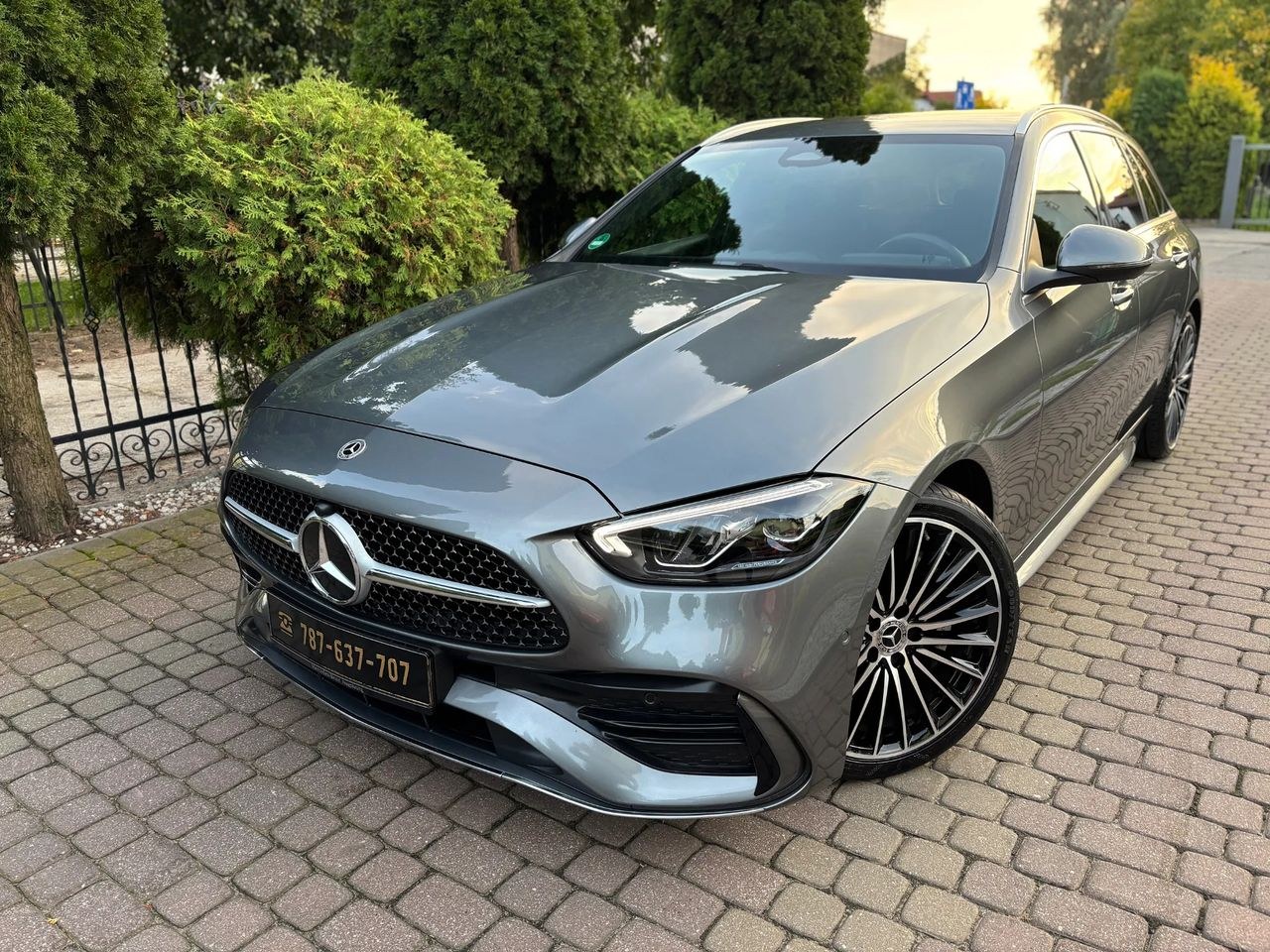 مرسدس بنز کلاس C 220 d 9G-TRONIC AMG لاین