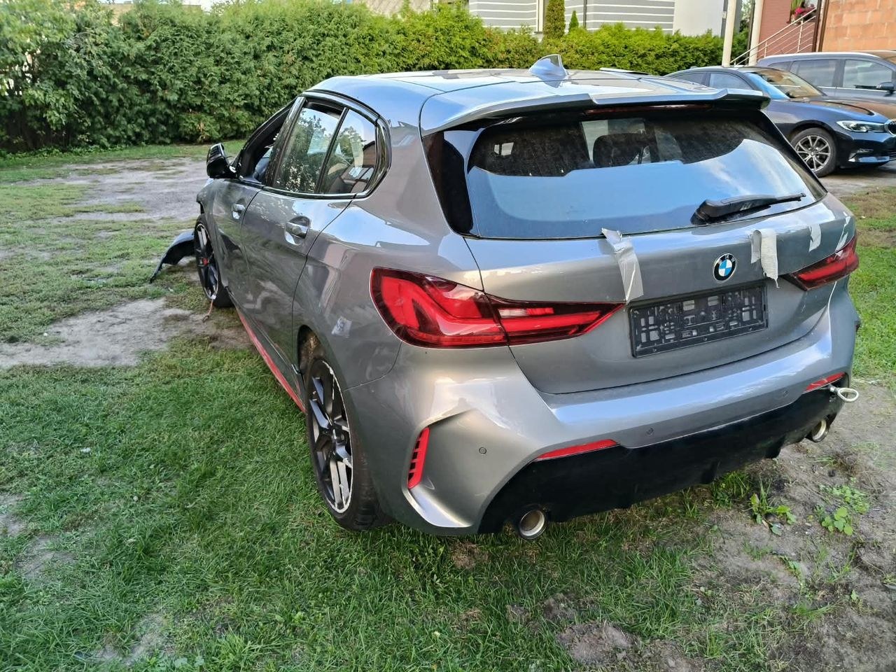 بی ام و سری 1 128ti