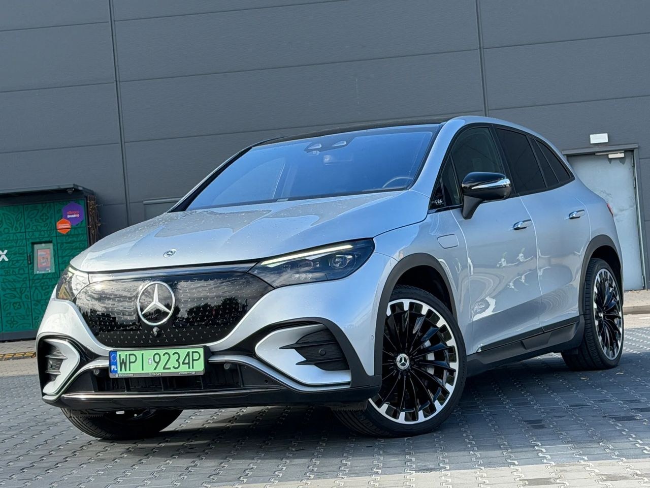 مرسدس بنز EQE 500 90.5kWh 4-Matic AMG لاین