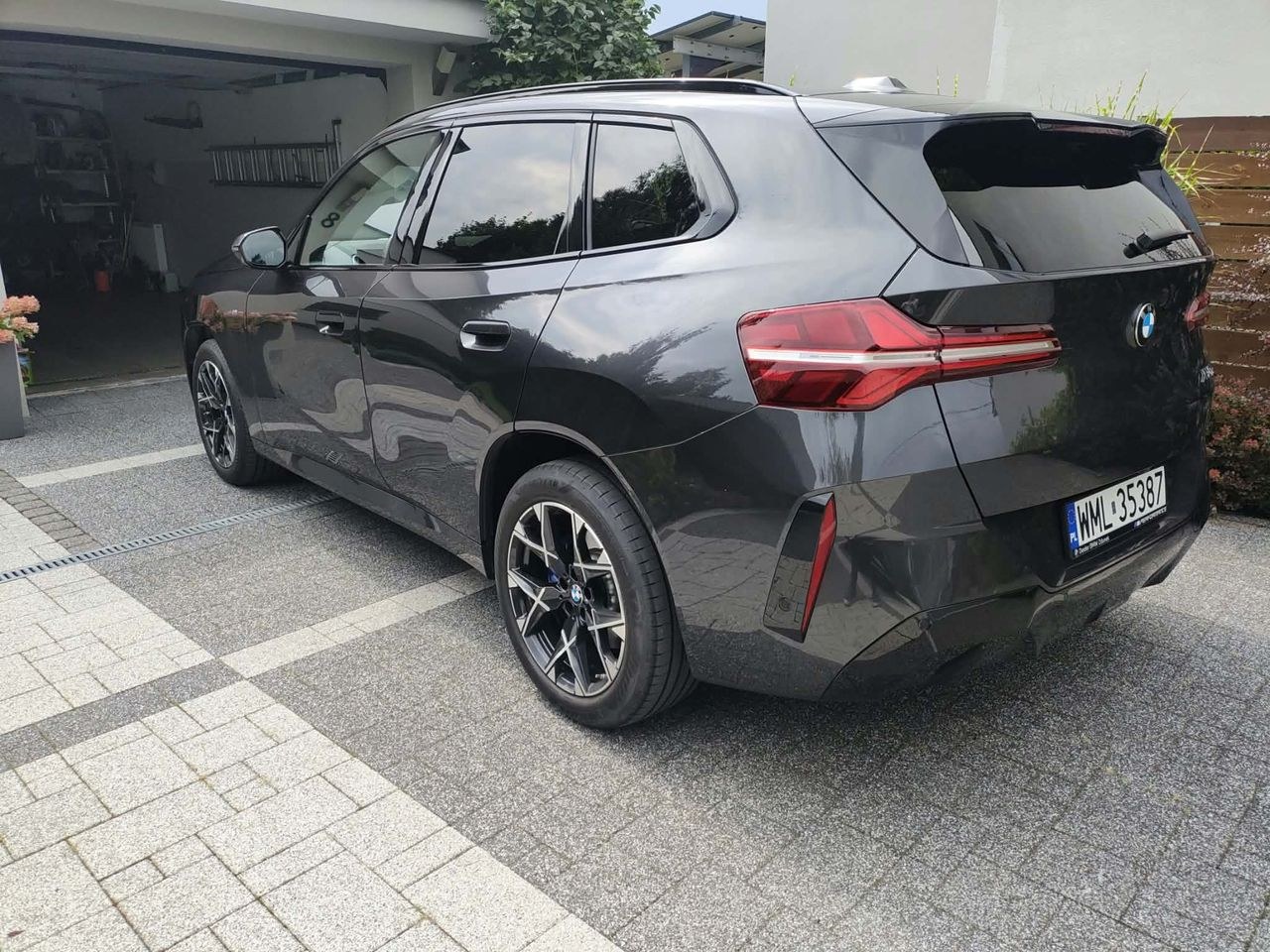 بی ام و X3 xDrive20 mHEV