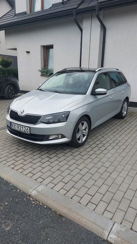 اشکودا فابیا 1.2 TSI استایل DSG
