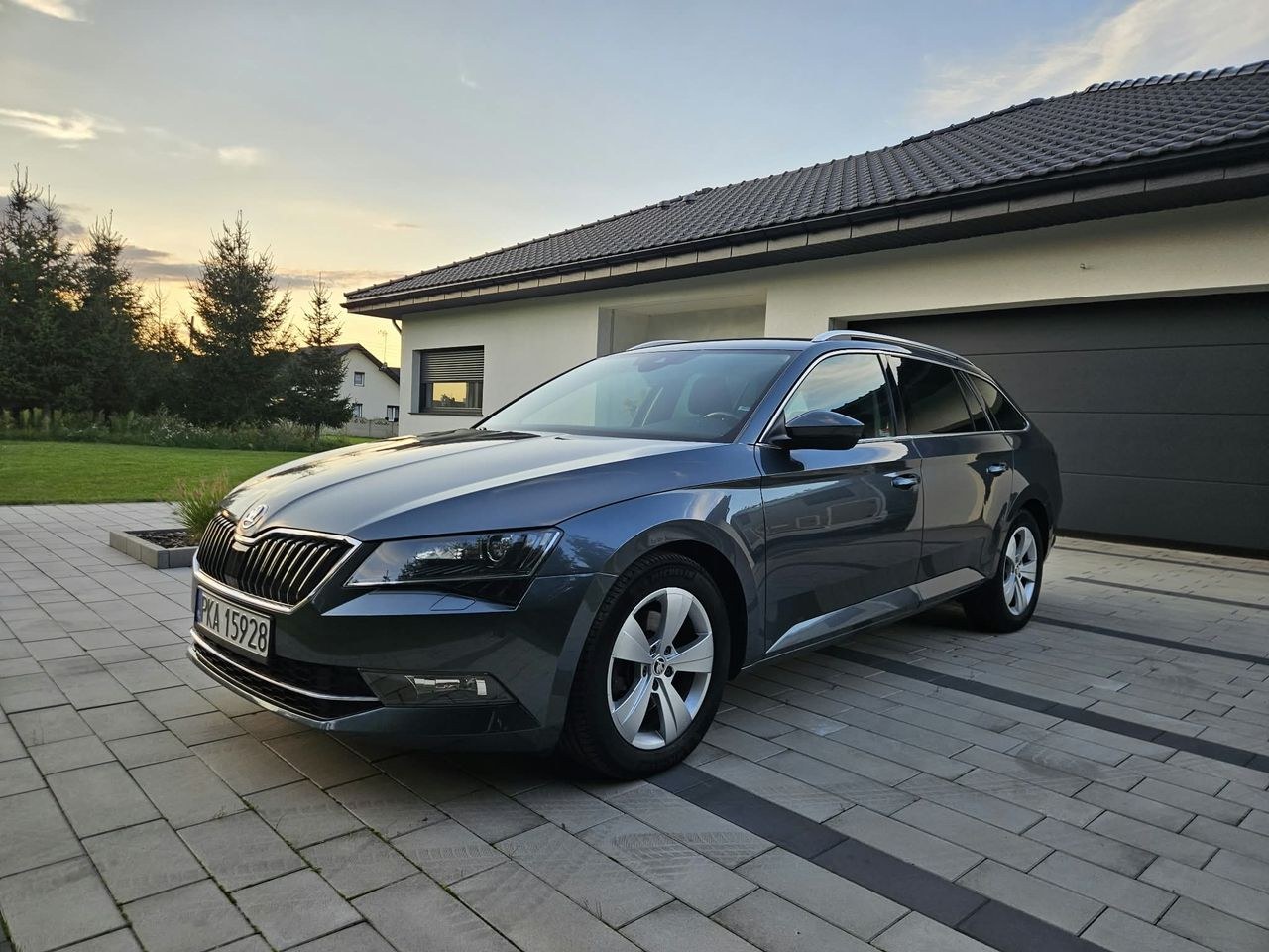 Skoda Superb 2.0 TDI Ambition DSG7