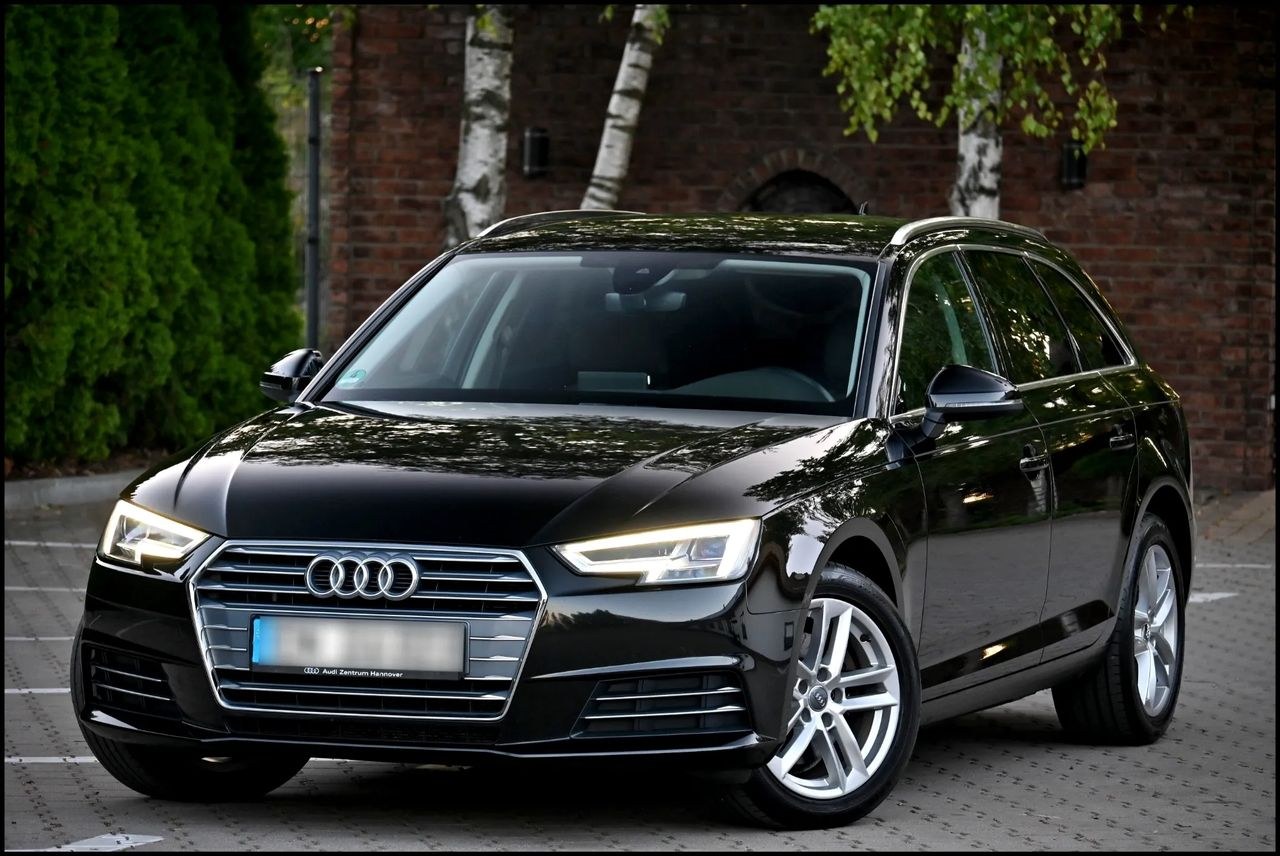 آئودی A4 آوانت 2.0 TDI اولترا S tronic دیزاین