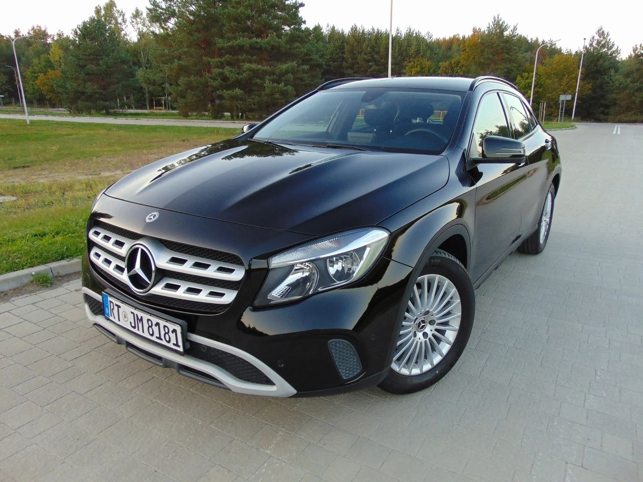 مرسدس بنز GLA 180 اربن استایل ادیشن