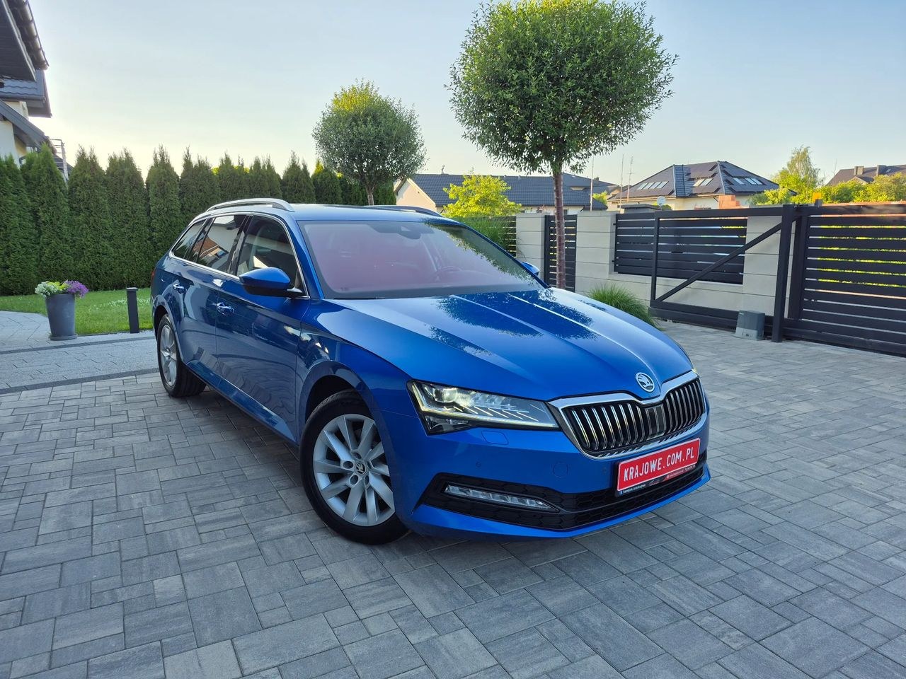 اشکودا سوپرب 2.0 TDI SCR آمبیشن DSG