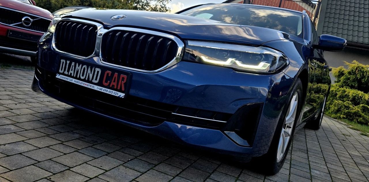 بی ام و سری 5 520d لاکچری لاین