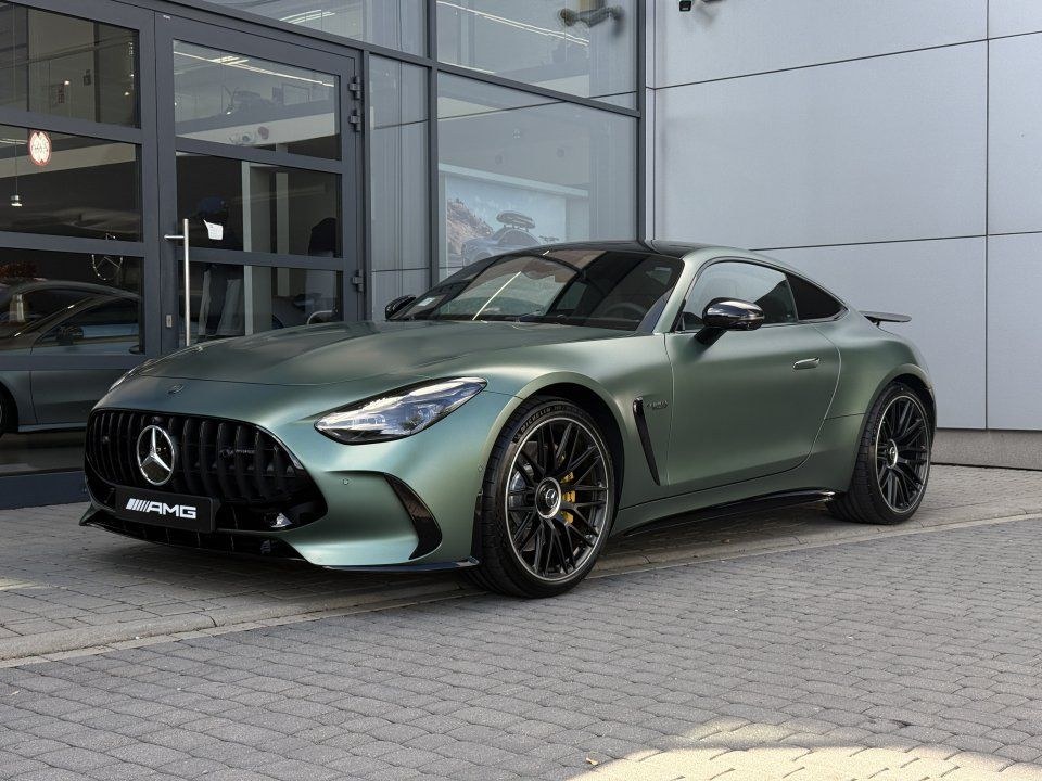 مرسدس بنز AMG GT